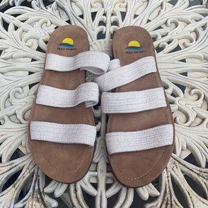 Maui Island sandals sz 10